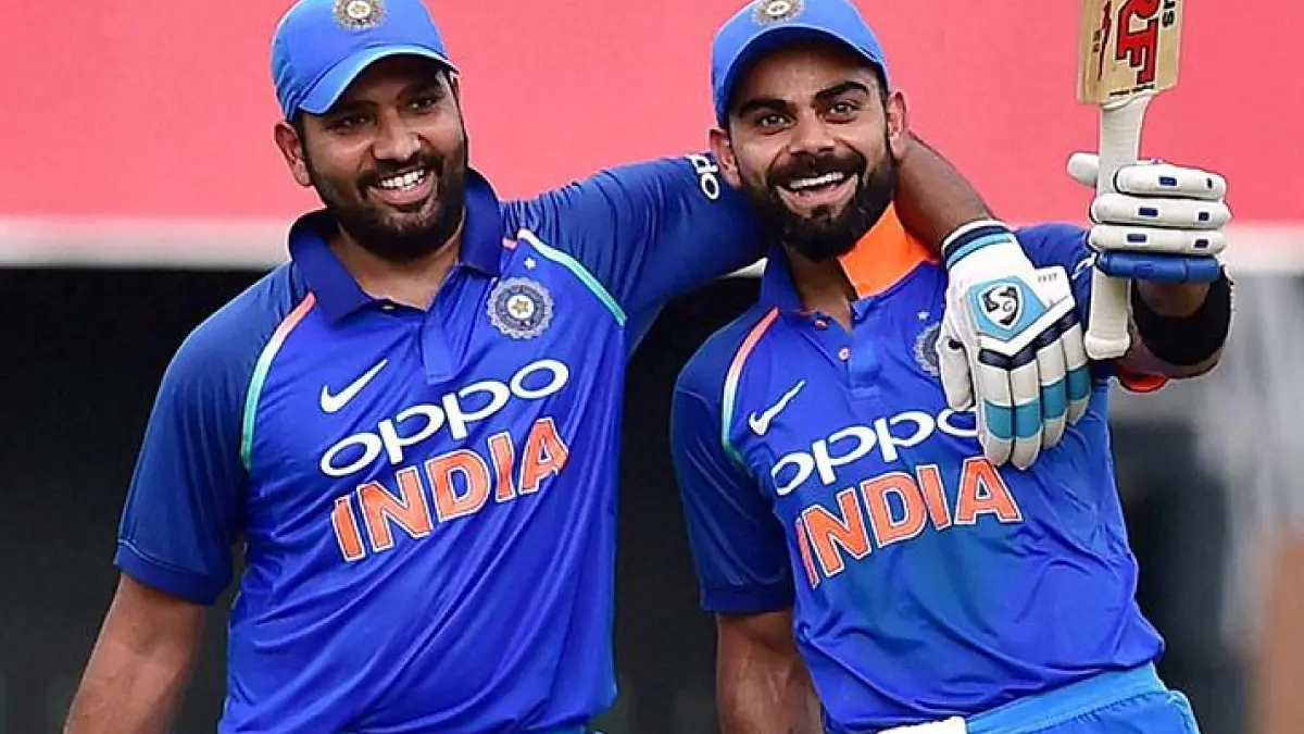 Kohli and Rohit standing together